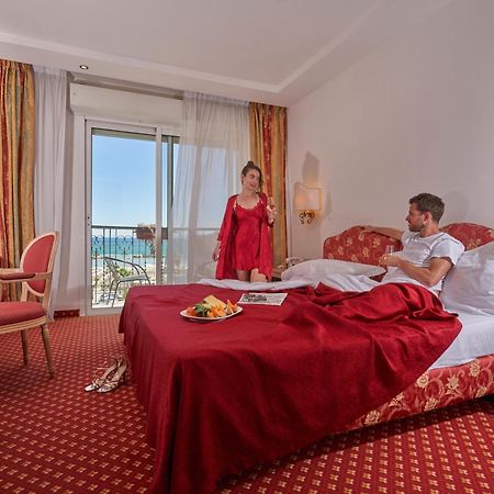 Hotel Bristol Bellaria-Igea Marina Bagian luar foto